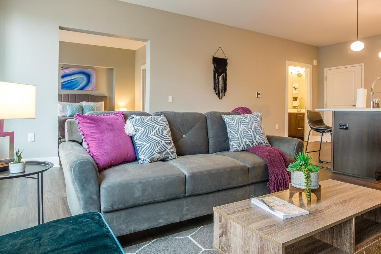 Frontdesk Lc Riversouth 245 Apts Downtown Appartement